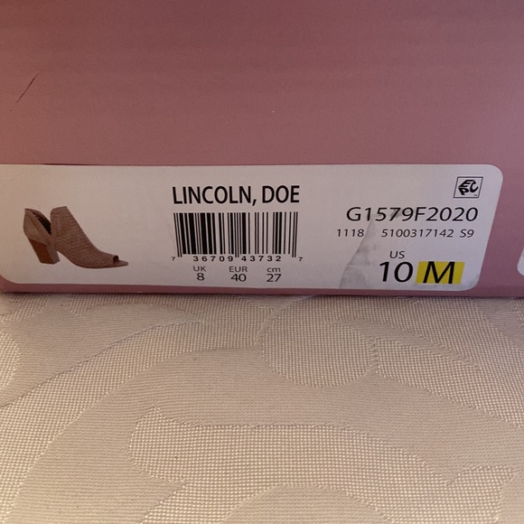 NWT Fergalicious taupe color, open toe shoe boot with  heel is made of wood - Picture 3 of 8